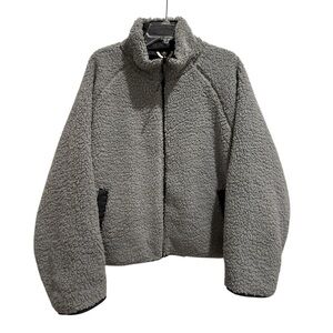 NWT. Bass Outdoor Reversible Fleece Jacket. Grey/Black. Women’s Size XL.